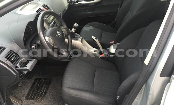 اشتري مستعمل Toyota Auris Noir سيارة في Kigali في Rwanda اشتري مستعمل Toyota Auris Noir سيارة في Kigali في Rwanda