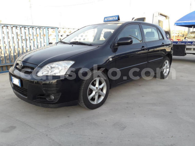 Big with watermark toyota corolla rwanda kigali 11749