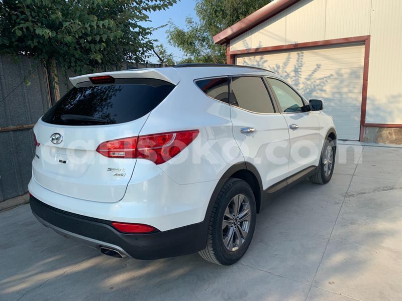 Big with watermark hyundai santa fe rwanda kigali 11790