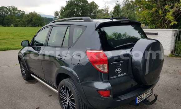 Buy Used Toyota RAV4 Beige Car in Kigali in Rwanda Buy Used Toyota RAV4 Beige Car in Kigali in Rwanda