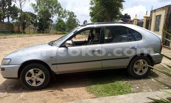 Acheter Occasion Voiture Toyota Corolla Gris à Butare, Butare Acheter Occasion Voiture Toyota Corolla Gris à Butare, Butare