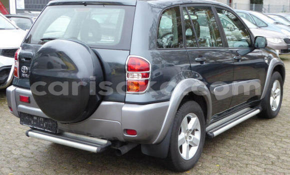Sayi Na hannu Toyota RAV4 Beige Mota in Kigali a Rwanda Sayi Na hannu Toyota RAV4 Beige Mota in Kigali a Rwanda