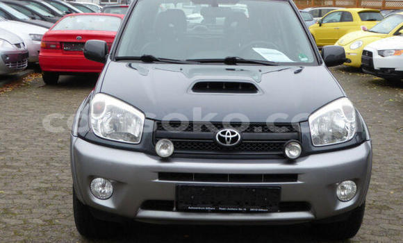 Sayi Na hannu Toyota RAV4 Beige Mota in Kigali a Rwanda Sayi Na hannu Toyota RAV4 Beige Mota in Kigali a Rwanda