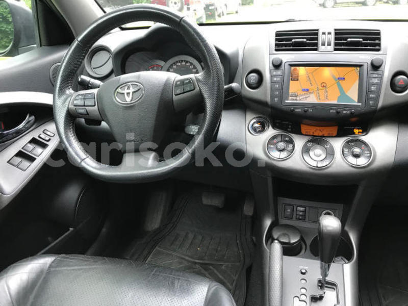 Big with watermark toyota rav4 rwanda kigali 11837