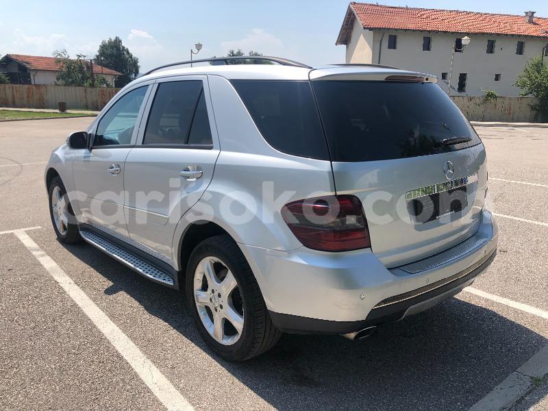 Big with watermark mercedes benz ml%e2%80%93class rwanda kigali 11863