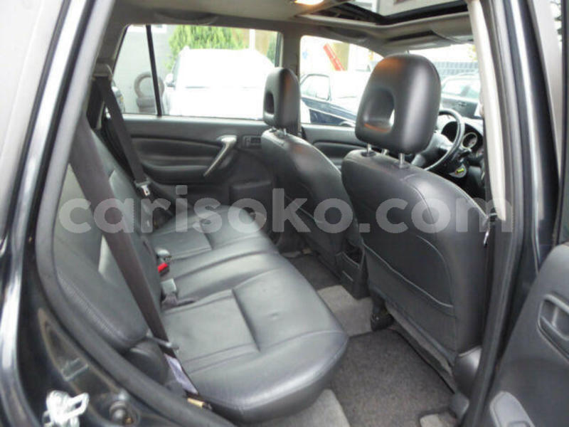 Big with watermark toyota rav4 rwanda kigali 11871