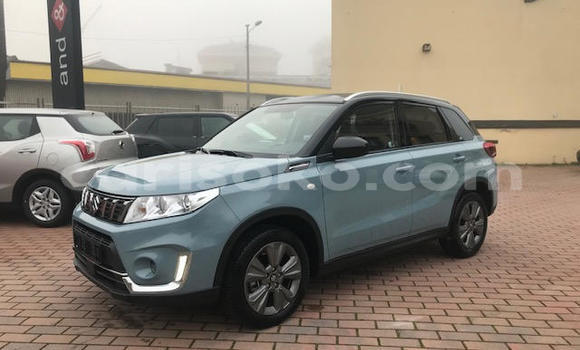 Sayi Na hannu Suzuki Vitara Beige Mota in Kigali a Rwanda Sayi Na hannu Suzuki Vitara Beige Mota in Kigali a Rwanda