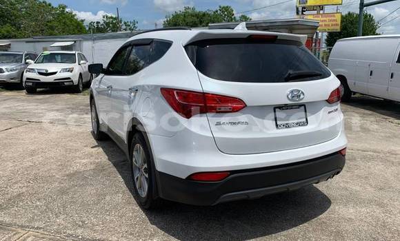 Buy Used Hyundai Santa Fe White Car in Kigali in Rwanda Buy Used Hyundai Santa Fe White Car in Kigali in Rwanda
