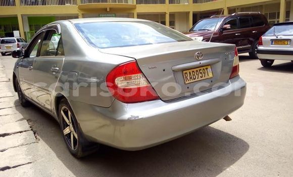 اشتري مستعمل Toyota Camry Gris سيارة في Kigali في Rwanda اشتري مستعمل Toyota Camry Gris سيارة في Kigali في Rwanda