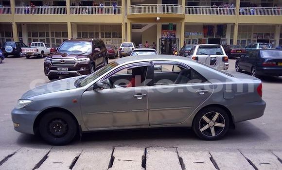 اشتري مستعمل Toyota Camry Gris سيارة في Kigali في Rwanda اشتري مستعمل Toyota Camry Gris سيارة في Kigali في Rwanda