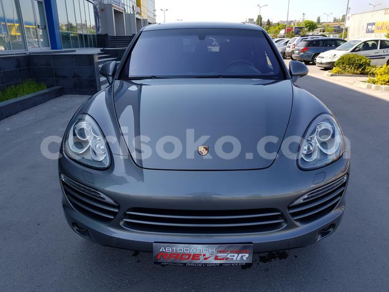Big with watermark porsche cayenne rwanda kigali 11894