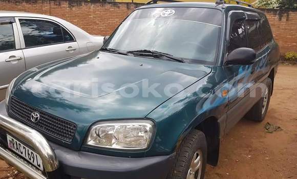 Acheter Occasion Voiture Toyota RAV4 Vert à Kigali, Rwanda Acheter Occasion Voiture Toyota RAV4 Vert à Kigali, Rwanda