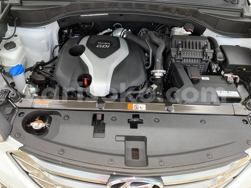 Big with watermark hyundai santa fe rwanda kigali 11954