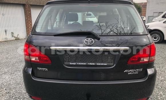 Sayi Na hannu Toyota Avensis Verso Noir Mota in Kibuye a Kibuye Sayi Na hannu Toyota Avensis Verso Noir Mota in Kibuye a Kibuye
