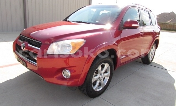 Acheter Occasion Voiture Toyota RAV4 Rouge à Kigali, Rwanda Acheter Occasion Voiture Toyota RAV4 Rouge à Kigali, Rwanda