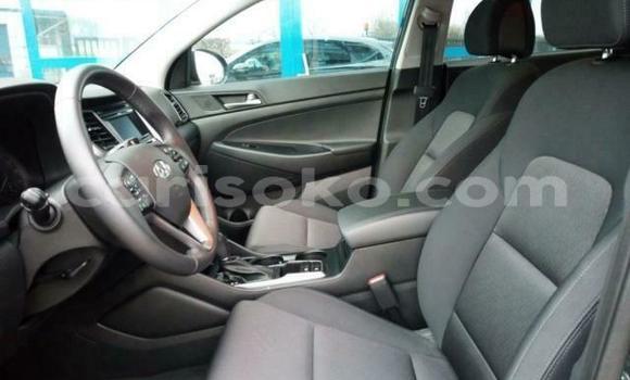 Acheter Import Voiture Hyundai Tucson Noir à Kigali, Rwanda Acheter Import Voiture Hyundai Tucson Noir à Kigali, Rwanda