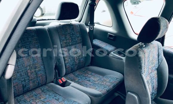 Sayi Na hannu Toyota Picnic Gris Mota in Kigali a Rwanda Sayi Na hannu Toyota Picnic Gris Mota in Kigali a Rwanda