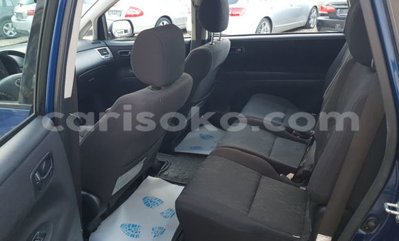 Acheter Occasion Voiture Toyota Avensis Verso Bleu à Ruhengeri, Ruhengeri Acheter Occasion Voiture Toyota Avensis Verso Bleu à Ruhengeri, Ruhengeri