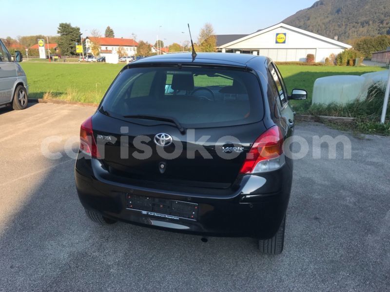 Big with watermark toyota yaris rwanda kigali 12133