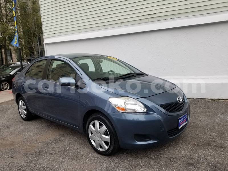 Big with watermark toyota yaris verso rwanda kigali 12144