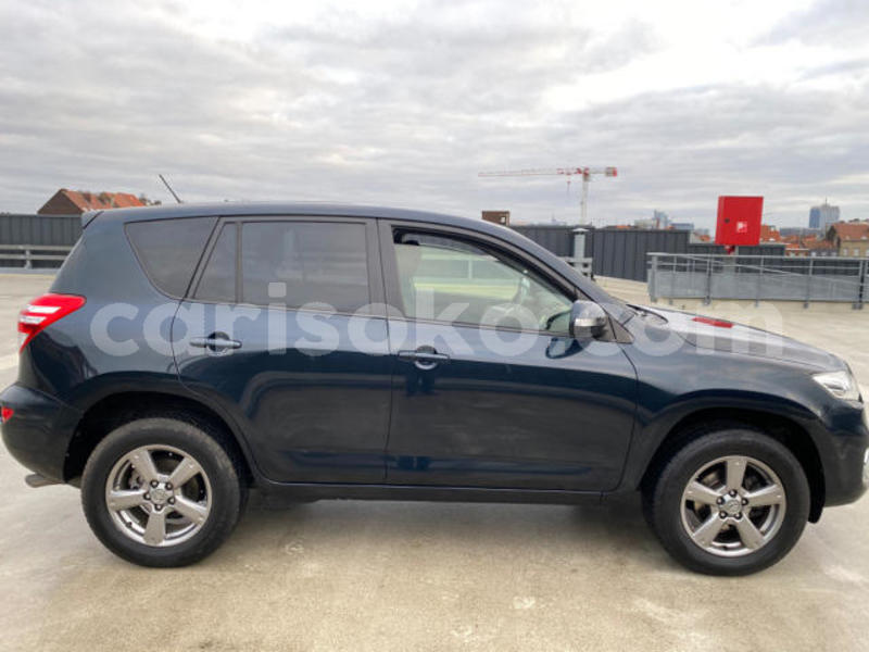 Big with watermark toyota rav4 rwanda kigali 12149