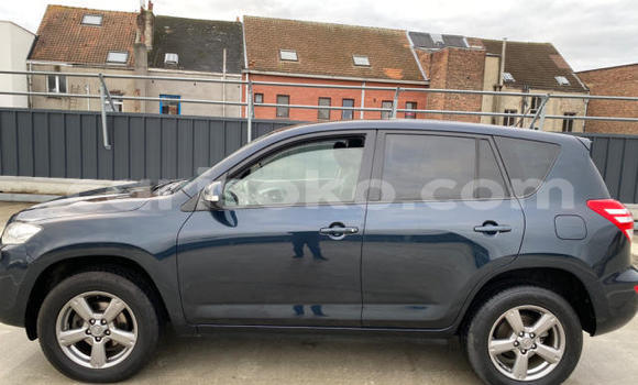 Sayi Na hannu Toyota RAV4 Noir Mota in Kigali a Rwanda Sayi Na hannu Toyota RAV4 Noir Mota in Kigali a Rwanda