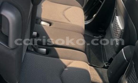 Sayi Na hannu Toyota RAV4 Blanc Mota in Kigali a Rwanda Sayi Na hannu Toyota RAV4 Blanc Mota in Kigali a Rwanda