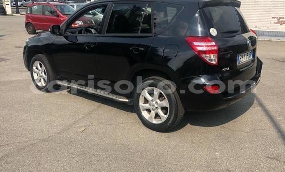 Sayi Na hannu Toyota RAV4 Blanc Mota in Kigali a Rwanda Sayi Na hannu Toyota RAV4 Blanc Mota in Kigali a Rwanda