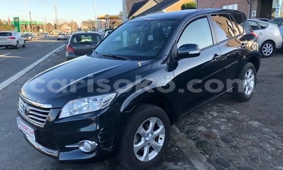 Acheter Occasion Voiture Toyota RAV4 Blanc à Kigali, Rwanda Acheter Occasion Voiture Toyota RAV4 Blanc à Kigali, Rwanda