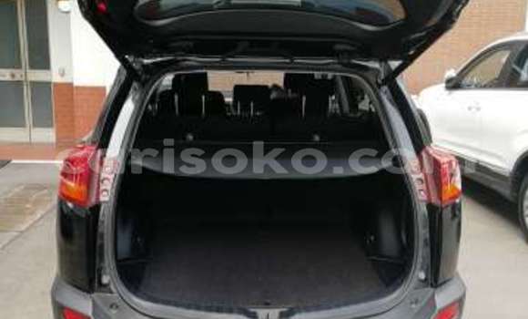 Sayi Na hannu Toyota RAV4 Blanc Mota in Kigali a Rwanda Sayi Na hannu Toyota RAV4 Blanc Mota in Kigali a Rwanda