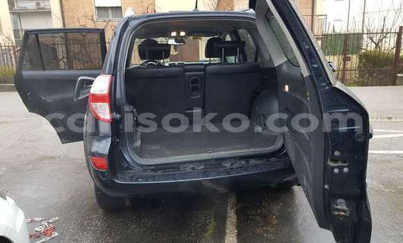 Buy Used Toyota RAV4 Black Car in Kigali in Rwanda Buy Used Toyota RAV4 Black Car in Kigali in Rwanda