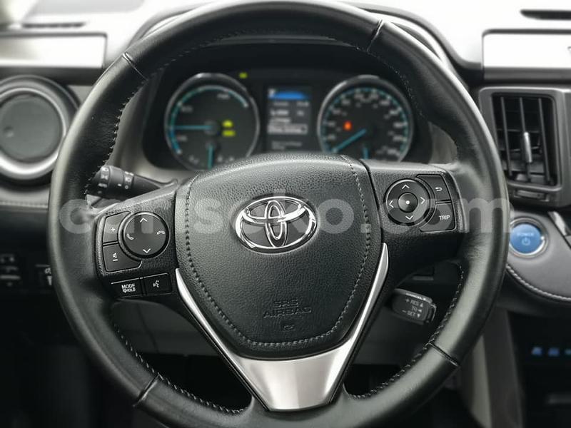 Big with watermark toyota rav4 rwanda kigali 12232