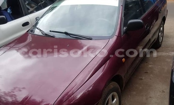 Acheter Occasion Voiture Toyota Carina E Rouge à Kigali, Rwanda Acheter Occasion Voiture Toyota Carina E Rouge à Kigali, Rwanda