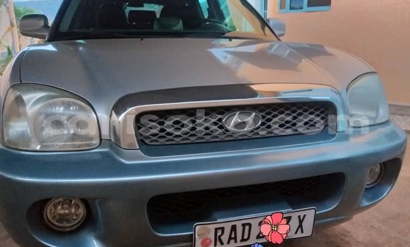 Acheter Occasion Voiture Hyundai Santa Fe Gris à Kigali, Rwanda Acheter Occasion Voiture Hyundai Santa Fe Gris à Kigali, Rwanda