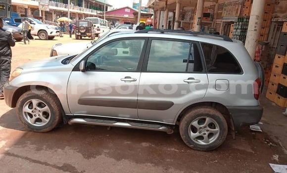 Acheter Occasion Voiture Toyota RAV4 Gris à Kigali, Rwanda Acheter Occasion Voiture Toyota RAV4 Gris à Kigali, Rwanda