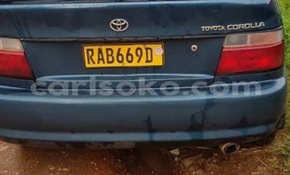 Acheter Occasion Voiture Toyota Corolla Bleu à Kigali, Rwanda Acheter Occasion Voiture Toyota Corolla Bleu à Kigali, Rwanda