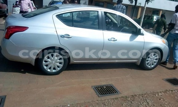 Acheter Occasion Voiture Nissan Versa Gris à Kigali, Rwanda Acheter Occasion Voiture Nissan Versa Gris à Kigali, Rwanda