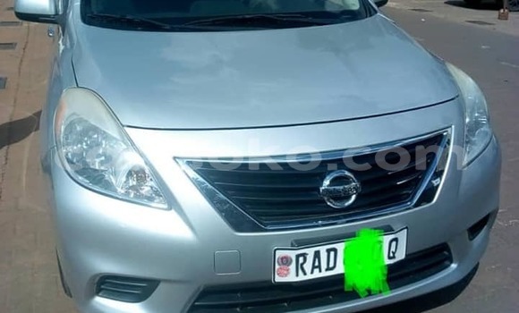 Acheter Occasion Voiture Nissan Versa Gris à Kigali, Rwanda Acheter Occasion Voiture Nissan Versa Gris à Kigali, Rwanda