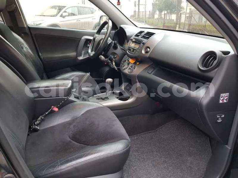 Big with watermark toyota rav4 rwanda kigali 12293