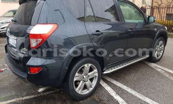 Buy Used Toyota RAV4 Beige Car in Kigali in Rwanda Buy Used Toyota RAV4 Beige Car in Kigali in Rwanda