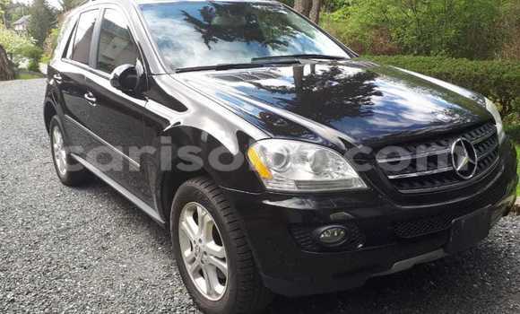 Sayi Imported Mercedes-Benz M–Class Noir Mota in Gisenyi a Gisenyi Sayi Imported Mercedes-Benz M–Class Noir Mota in Gisenyi a Gisenyi