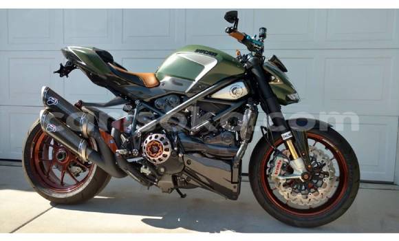 Sayi Na hannu Ducati 1098 Autre Motsi in Kigali a Rwanda Sayi Na hannu Ducati 1098 Autre Motsi in Kigali a Rwanda