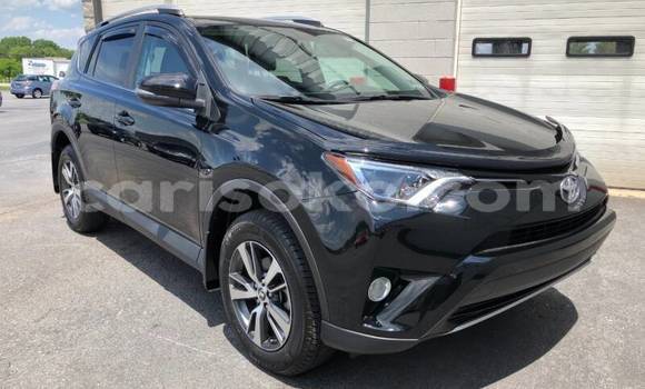 Sayi Na hannu Toyota RAV4 Beige Mota in Kigali a Rwanda Sayi Na hannu Toyota RAV4 Beige Mota in Kigali a Rwanda