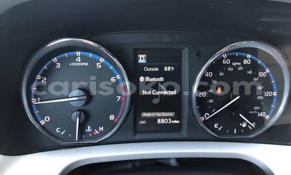 Sayi Na hannu Toyota RAV4 Beige Mota in Kigali a Rwanda Sayi Na hannu Toyota RAV4 Beige Mota in Kigali a Rwanda