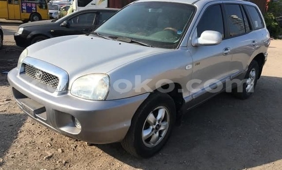 Acheter Import Voiture Hyundai Santa Fe Gris à Kigali, Rwanda Acheter Import Voiture Hyundai Santa Fe Gris à Kigali, Rwanda