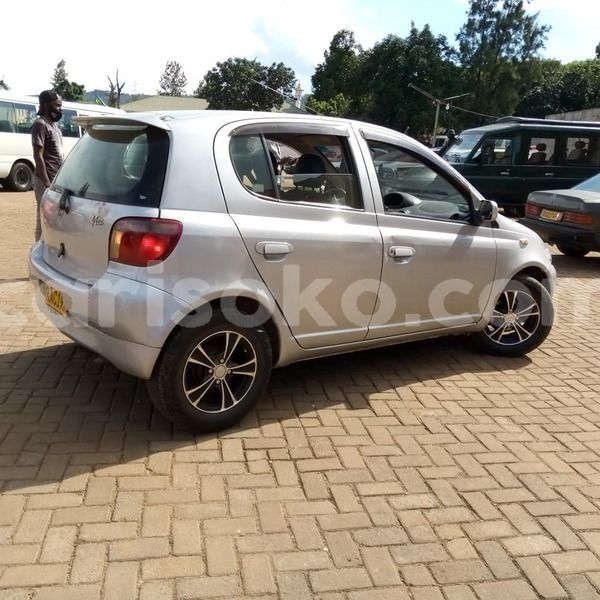 Big with watermark toyota vitz rwanda kigali 12355