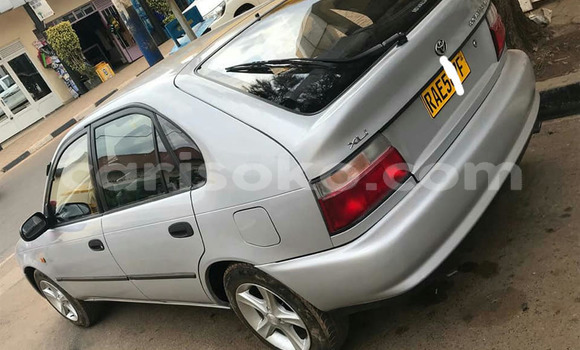Acheter Occasion Voiture Toyota Corolla Gris à Kigali, Rwanda Acheter Occasion Voiture Toyota Corolla Gris à Kigali, Rwanda