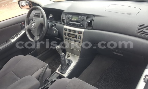 Acheter Occasion Voiture Toyota Corolla Vert à Kigali, Rwanda Acheter Occasion Voiture Toyota Corolla Vert à Kigali, Rwanda