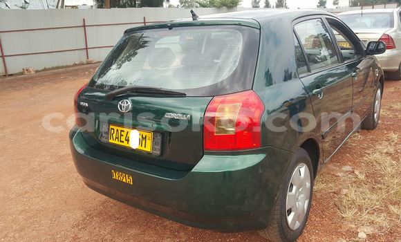 Acheter Occasion Voiture Toyota Corolla Vert à Kigali, Rwanda Acheter Occasion Voiture Toyota Corolla Vert à Kigali, Rwanda