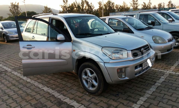 Acheter Occasion Voiture Toyota RAV4 Gris à Kigali, Rwanda Acheter Occasion Voiture Toyota RAV4 Gris à Kigali, Rwanda